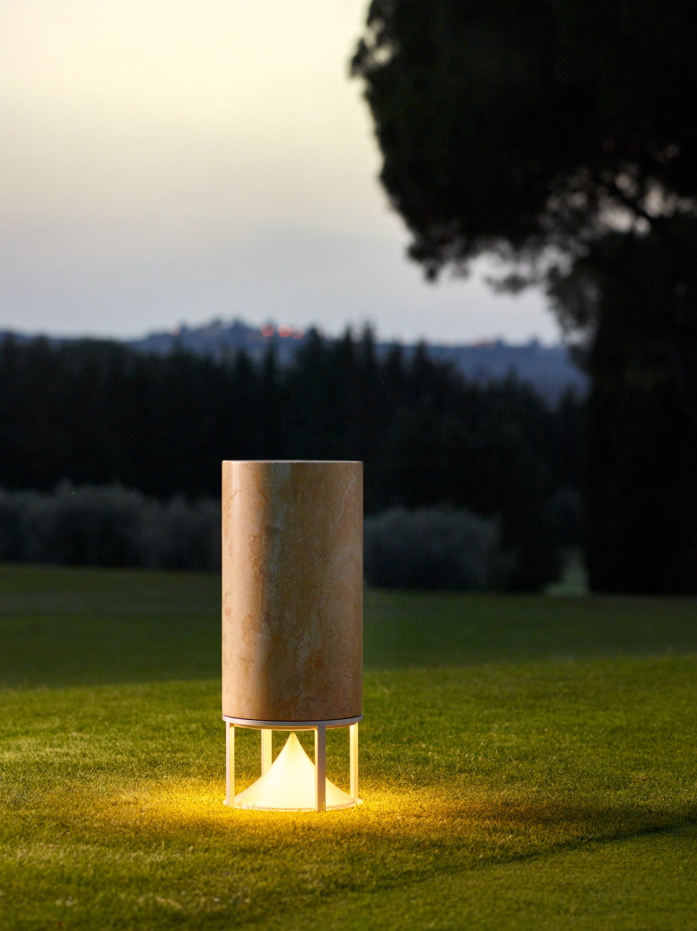 SHORT CYLINDER LIGHT SOLUTION   777 X