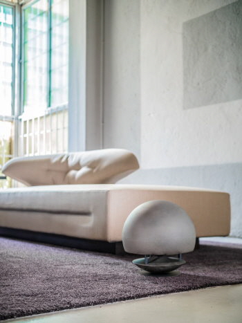 SPHERINA FLOOR 07   350 X